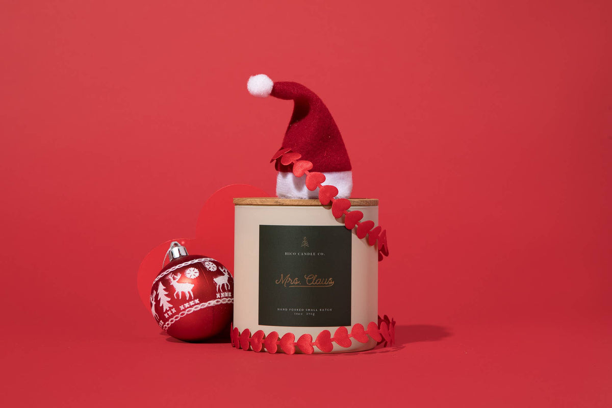 Mrs. Claus Holiday Soy Candle 14 oz | Apple, Pear, Cinnamon