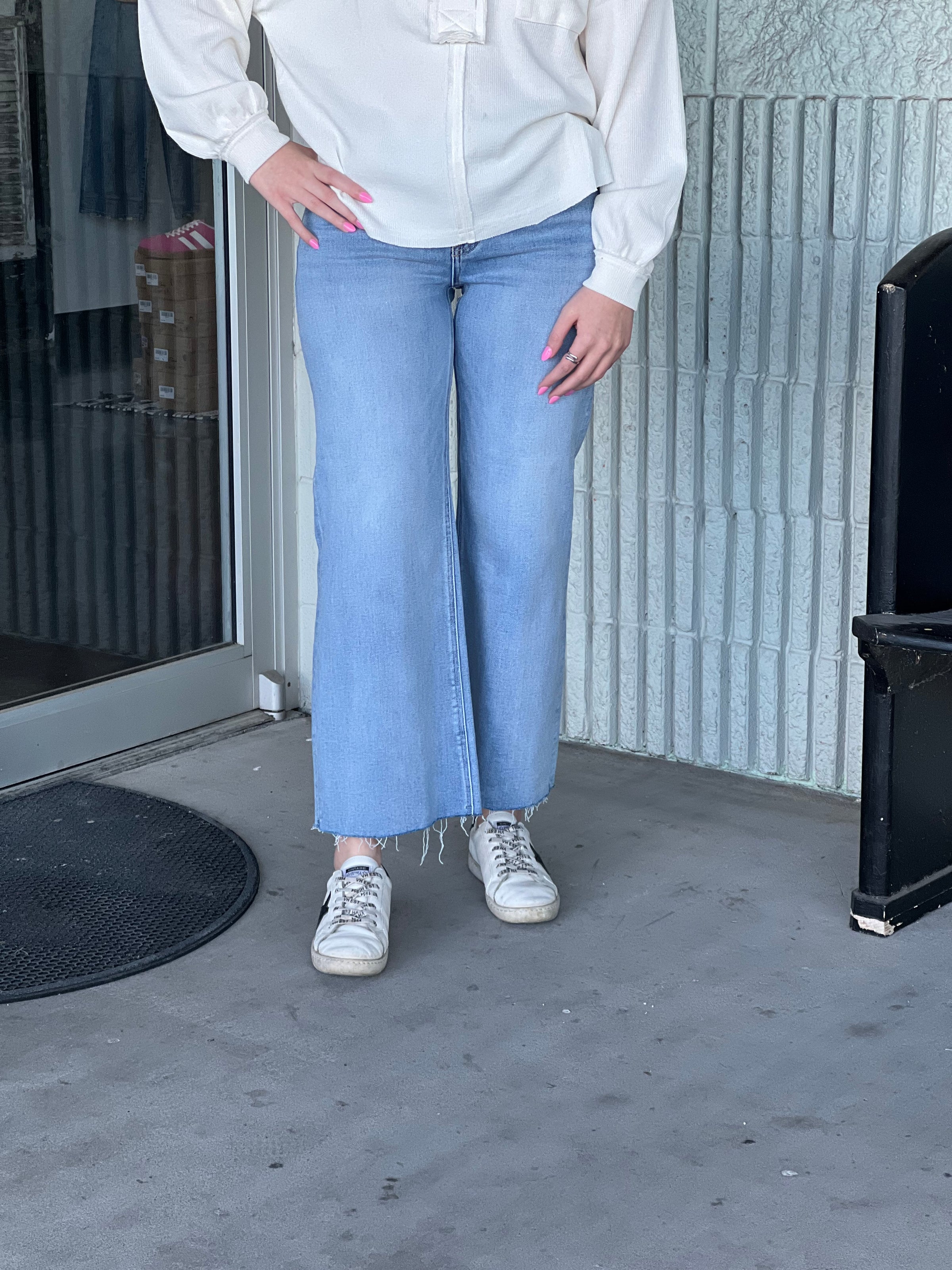 Risen | Mid Rise Crop Wide Raw Cut Hem Jeans