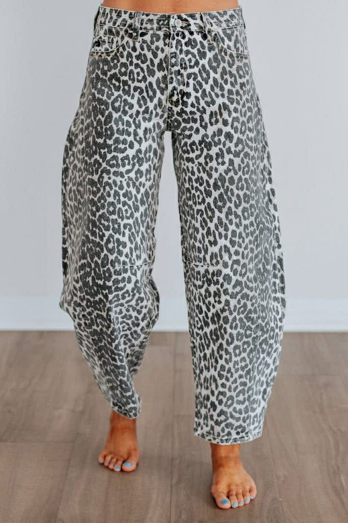 KanCan | Leopard Barrel Jeans