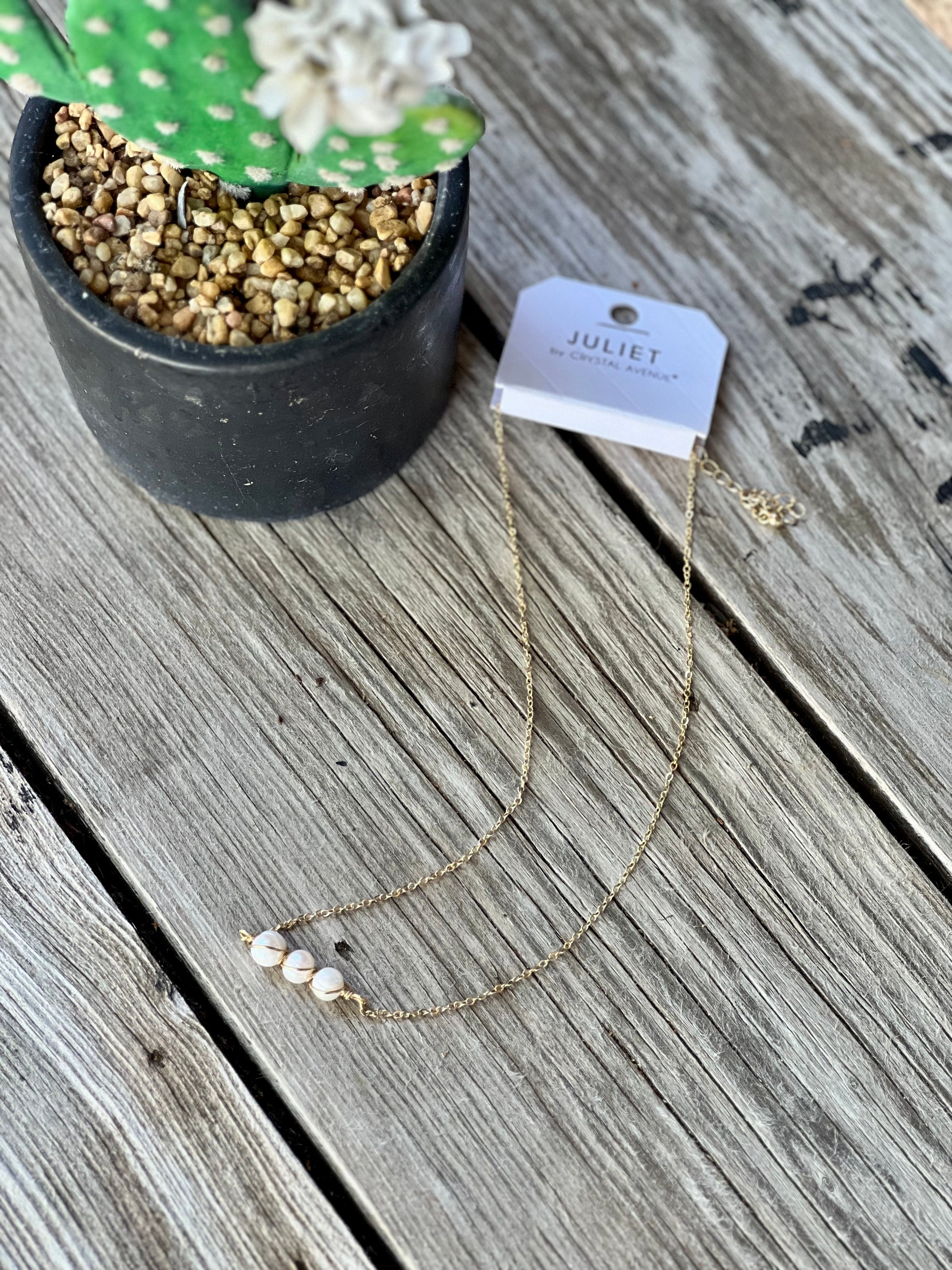 Juliet Tri Pearl Necklace