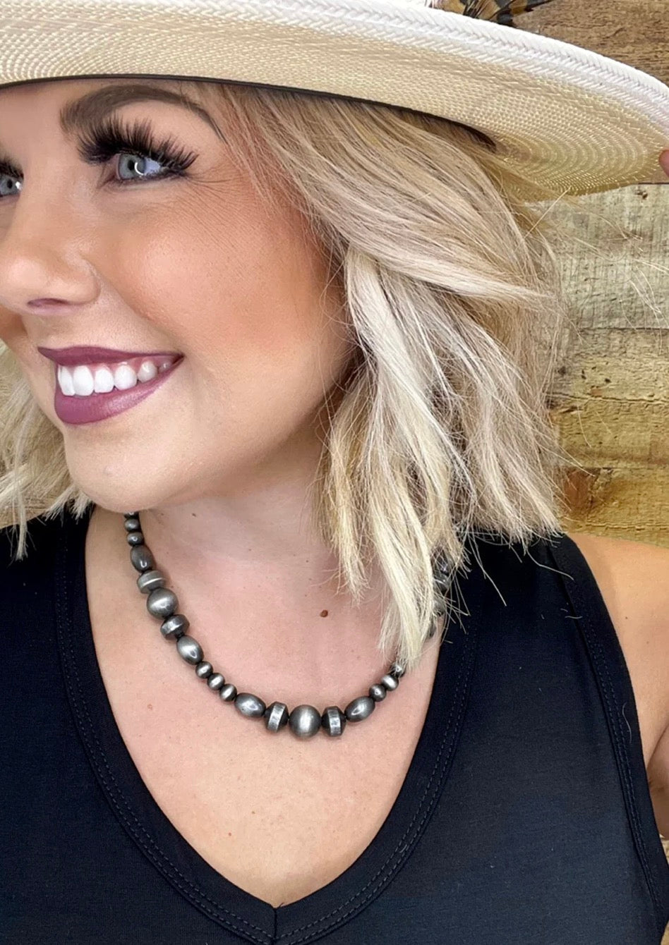 Amarillo Short Necklace