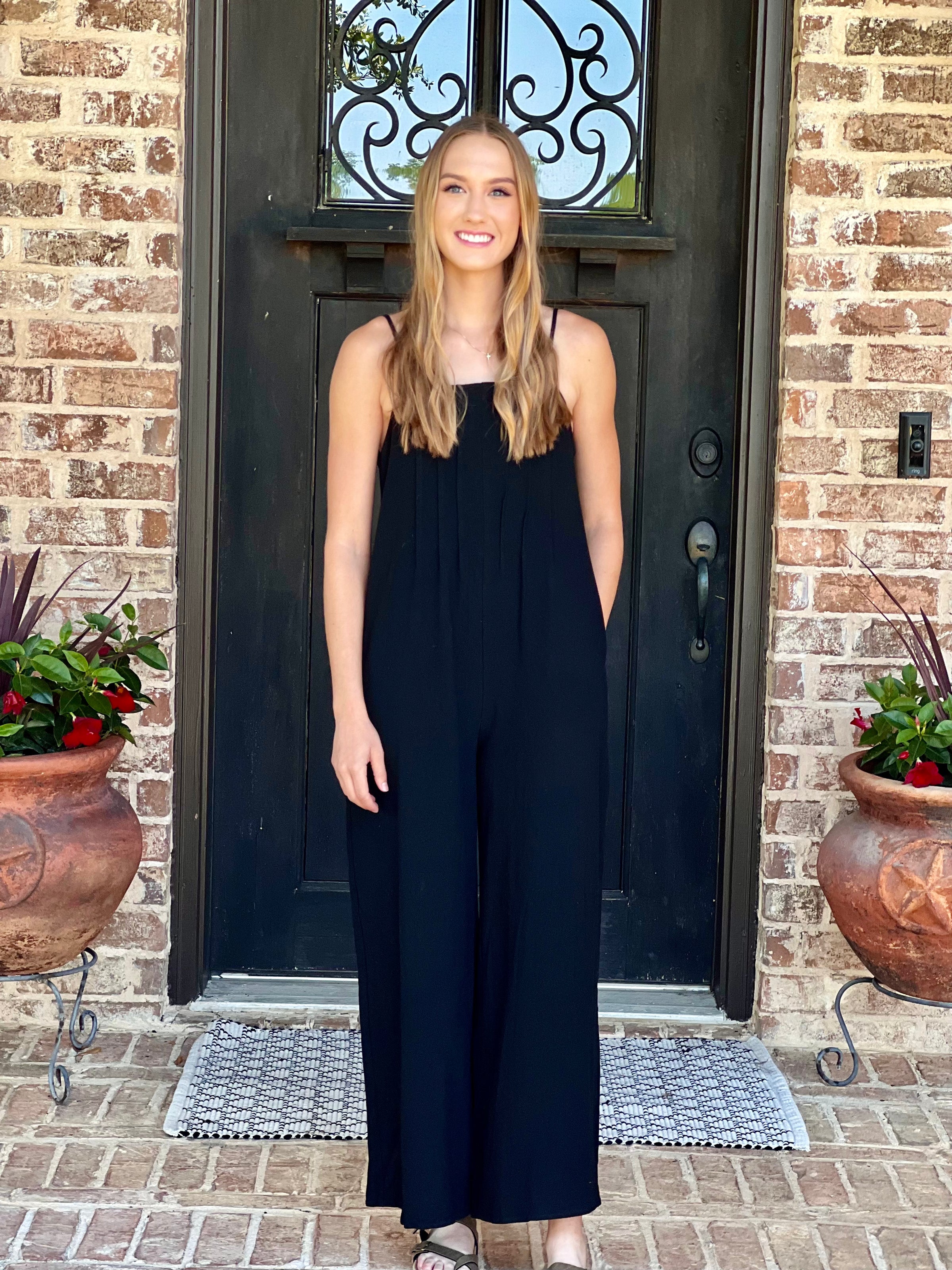 Black Pleated Solid Woven Sleeveless Jumpsuit