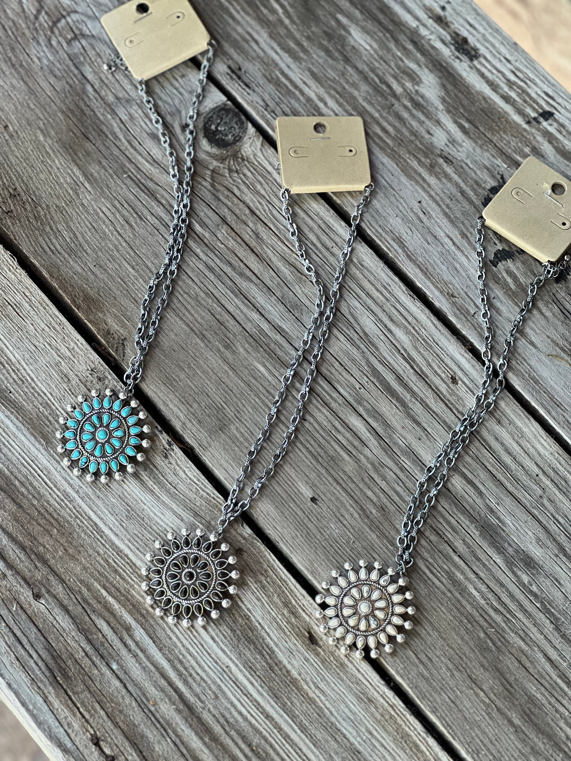 Missy Western Floral Necklace