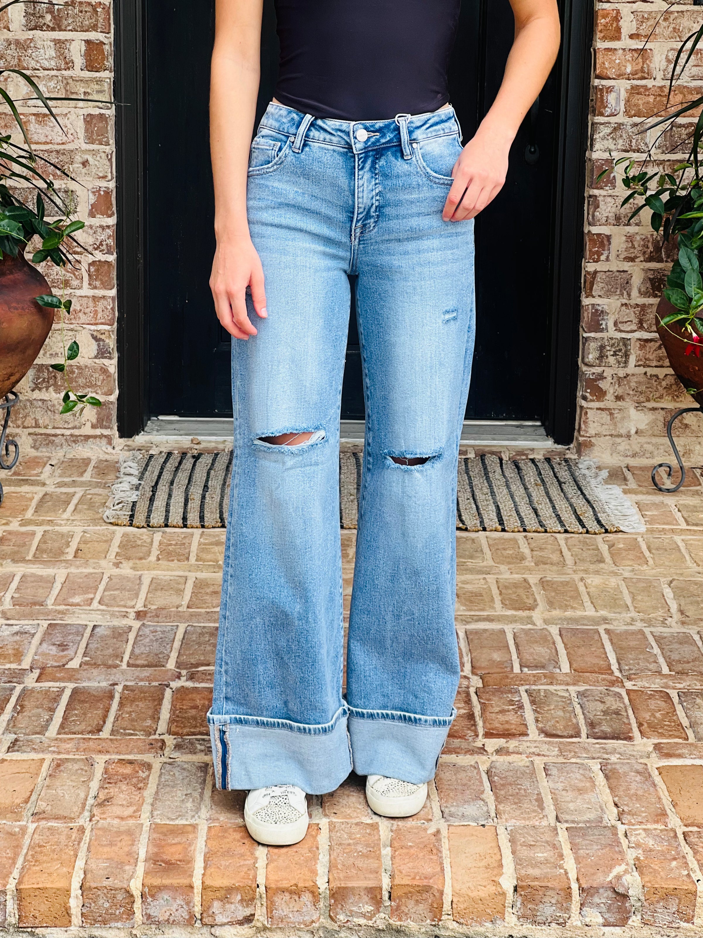 Risen | Bliss Wide Cuff Distressed Knee Jeans