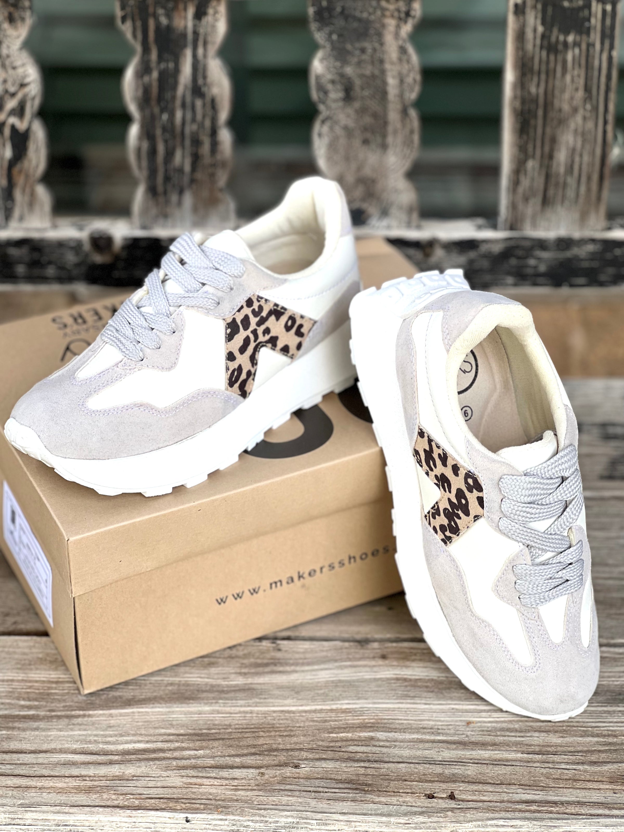 Makers | Smith Grey Leopard Sneakers