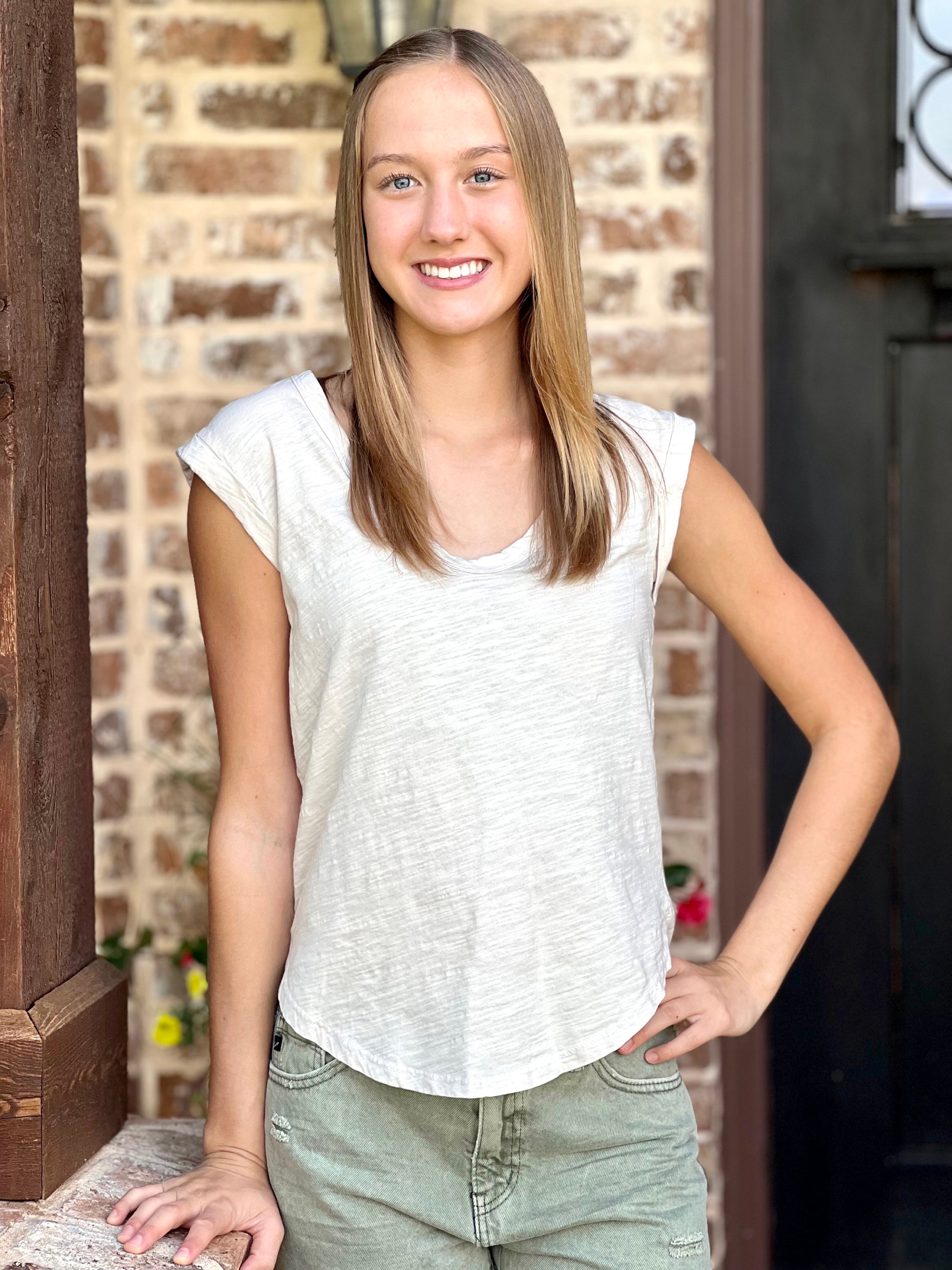 Stone Scoop Neck Cap Sleeve Top